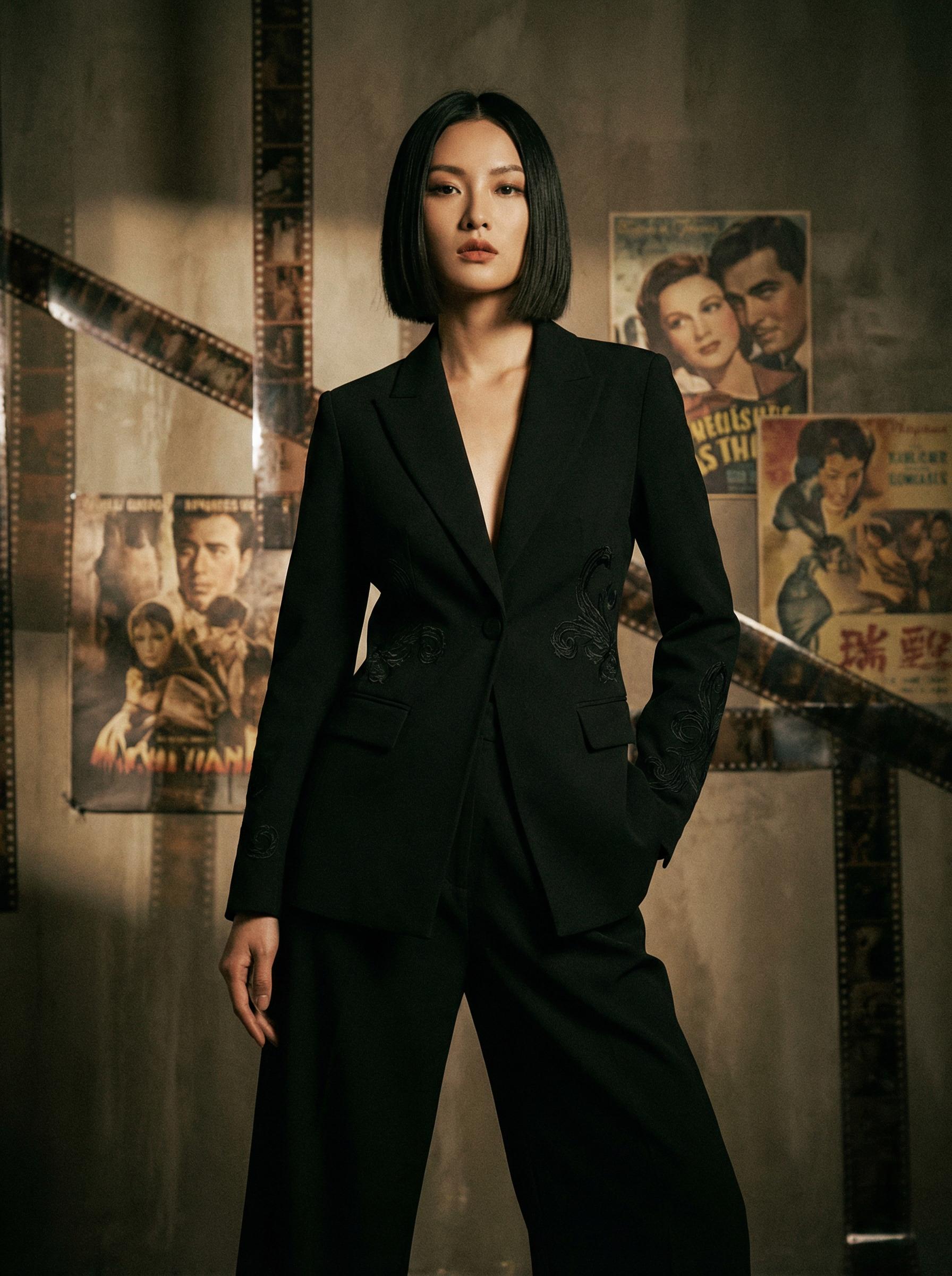 新草榴 - 韩冰文化研究顾问